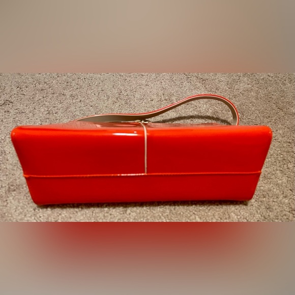 1960's Vintage Orange Patent Frame Purse - Picture 11 of 11